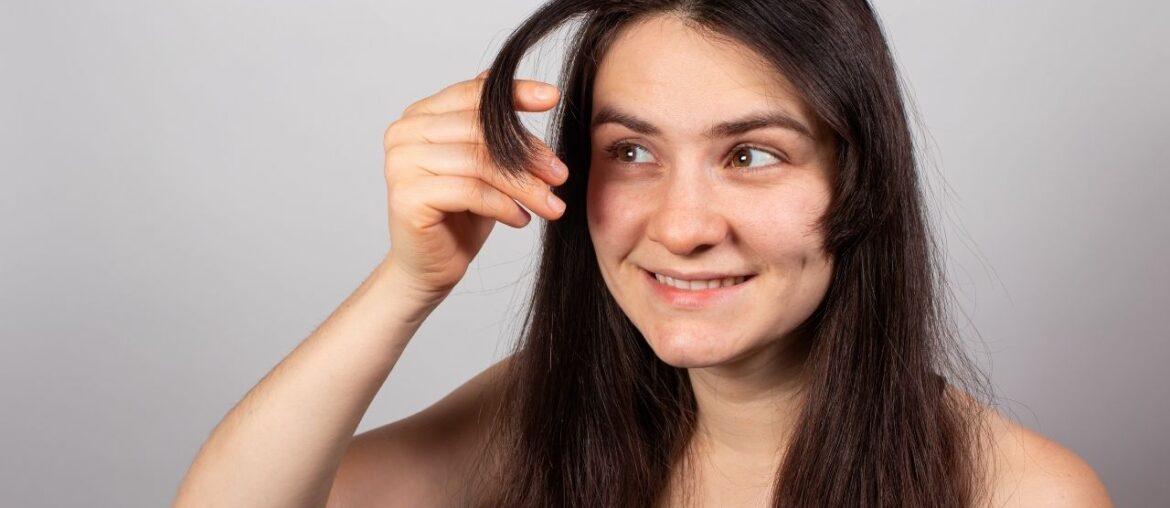 How to Grow Out Bangs in 2 Weeks